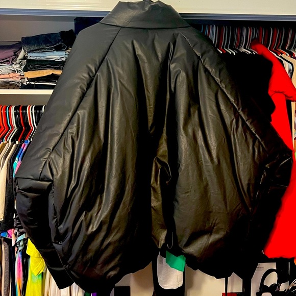 YZY GAP BLACK PUFFER JACKET. Only worn to try on. Never out. Size L. $300 OBO. - Picture 2 of 3